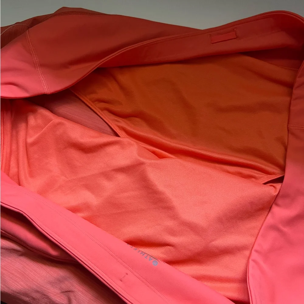 Athleta Textured Run With It 3.5” shorts - Picture 7 of 10